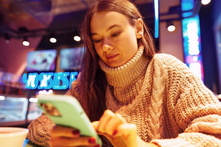 Tampilan pasaran tinju di aplikasi mobile lanangbet dengan update pertandingan real-time